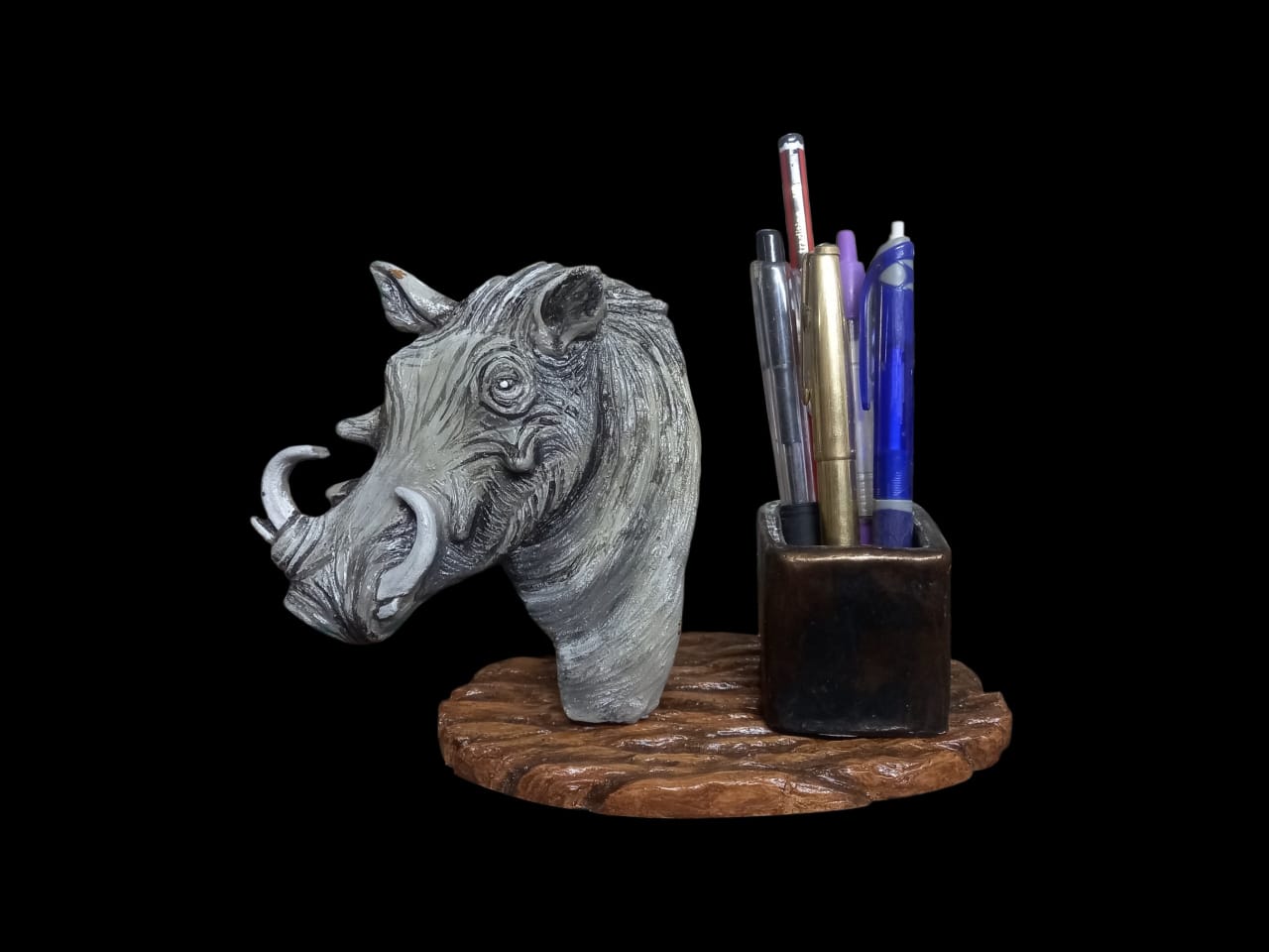 Two - Dimensional Warthog Pen Holder – Rustic Desk Organizer