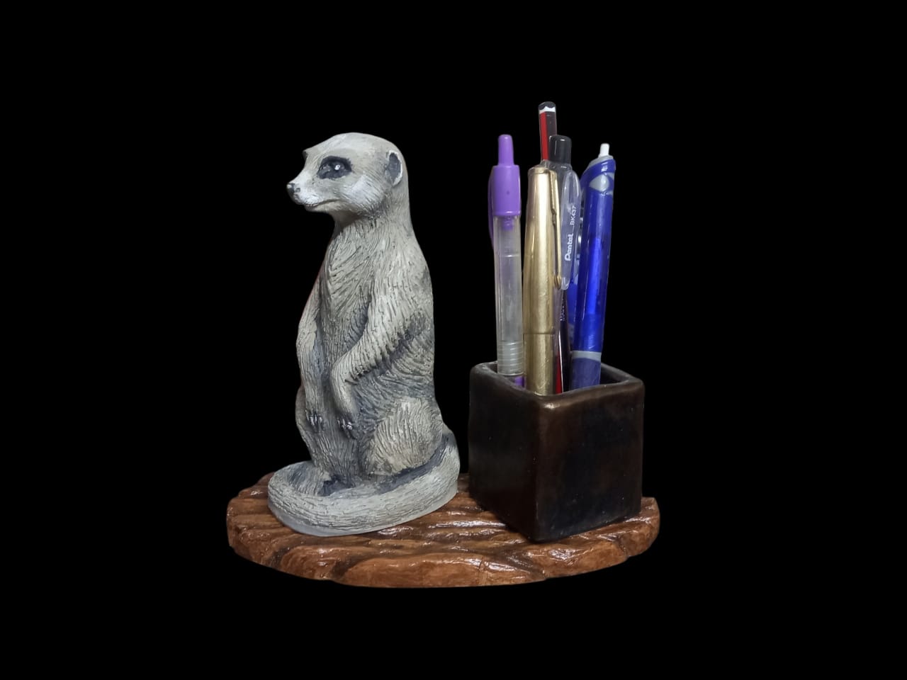 Meerkat Pen Holder – Decorative Desk Organizer