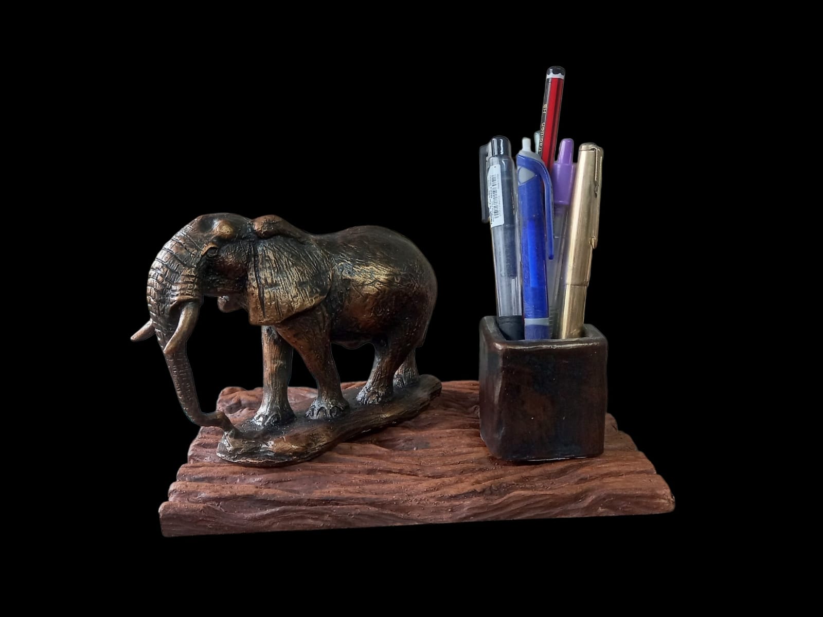Elephant Pen Holder – Decorative Desk Organizer